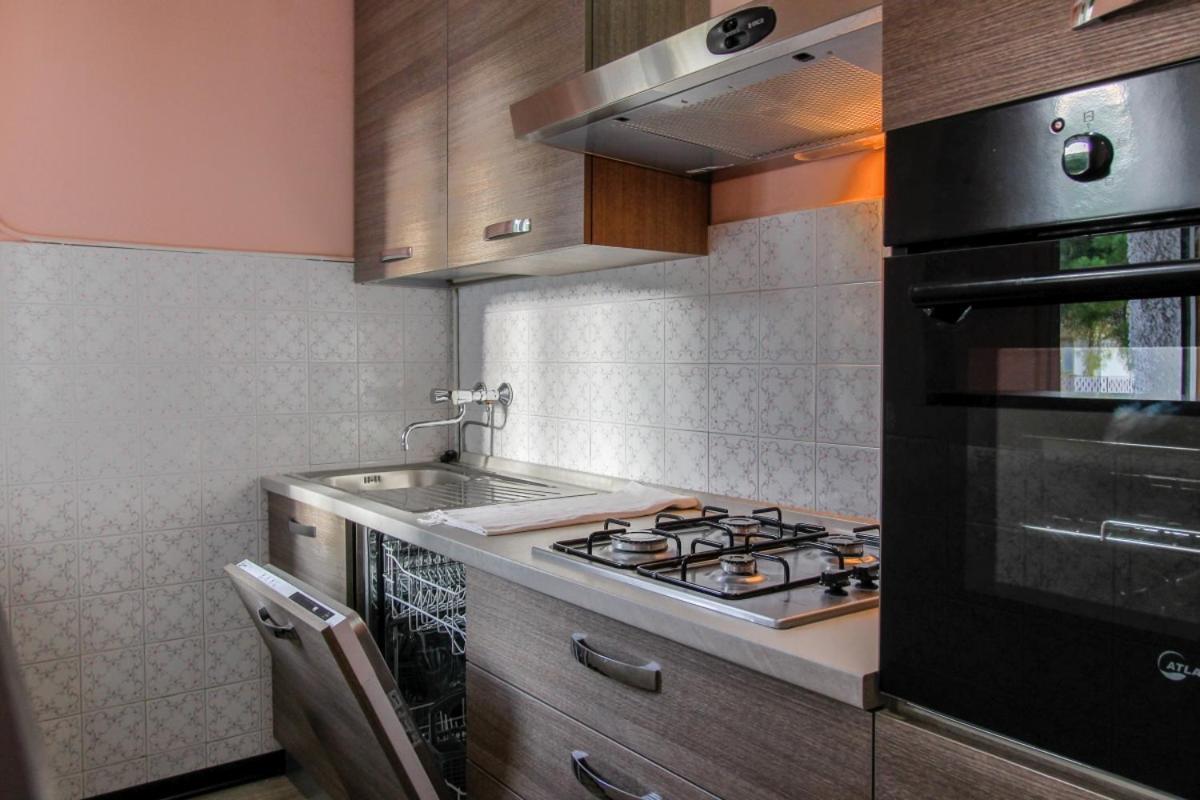 Residence Riviera Mare Пьетра-Лигуре Экстерьер фото